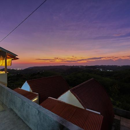 D Sebuluh Bungalow Batumadeg ภายนอก รูปภาพ